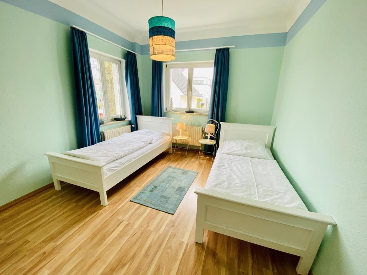 Bootshaus/ Holzdeck Apartment Rostock Bagian luar foto